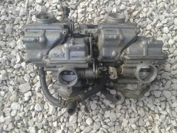 Rampe carburateur honda 500 vff 1985 - Équipements Moto - Le Mans (72000)