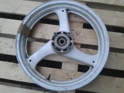 Roue arriére suzuki 250 rgv 1989 - photo 3