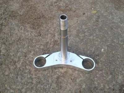 Tes inférieur kawasaki zx10r 2010 - photo 2