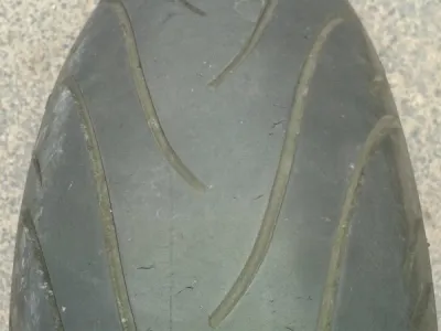 Pneu arriére michelin pilote 180/55/17 - Équipements Moto - Verberie (60410)