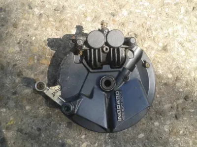 Étrier avant avec flasque honda 400 cbx 1985 - photo 4