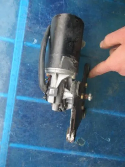 Moteur d'essuie-glace ferrari 348, f512 tr mondial - Équipements Auto - Nice (06000)