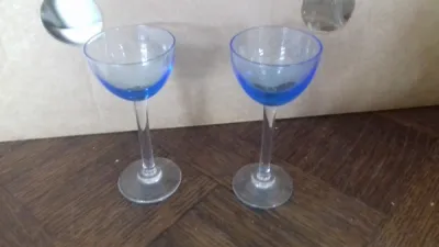 Lot 2 petit verres à pied pour liqueur - Collection - Saint-Satur (18300)