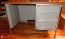 Bureau 3 tiroirs + table d'angle trapézoïdale - Autre Matériel Pro - Meaux (77100)