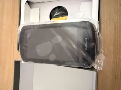 Compteur GPS Garmin Edge 1040 Solar neuf - photo 2