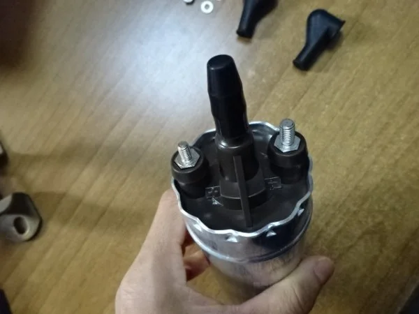 Pompe à essence lamborghini diablo et murcielago - Équipements Auto - Nice (06000)