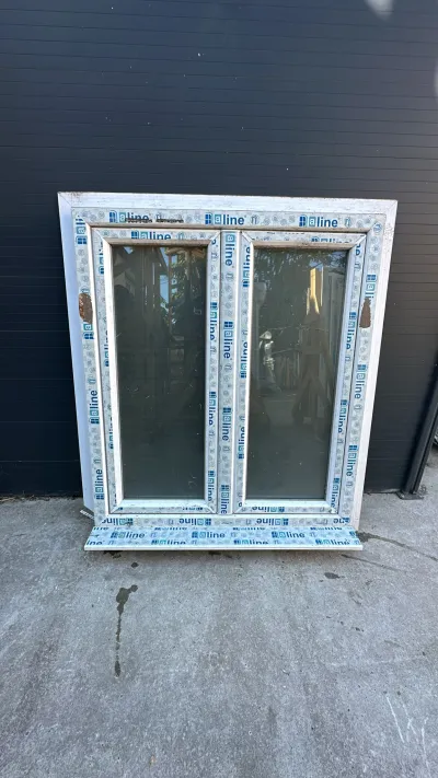 Fenêtre pvc blanc deux vantaux Haut 1100/Larg 1040 - Bricolage