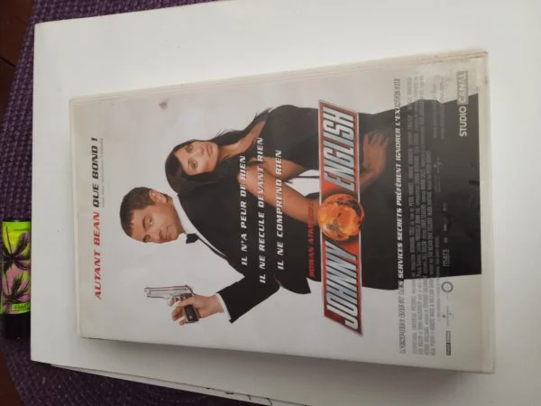 Vhs "johnny english " - CD, DVD & Vinyles - Saint-Satur (18300)