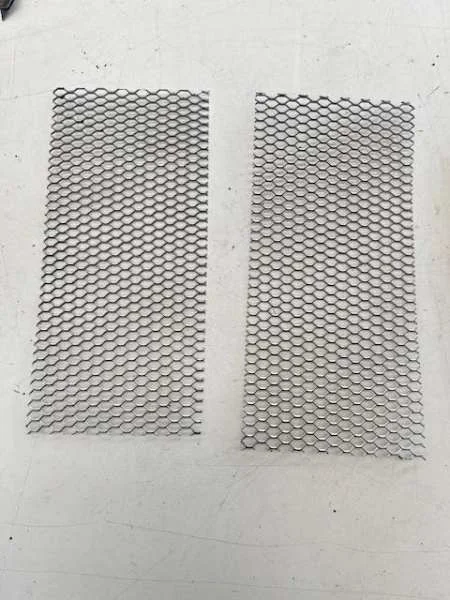 Grilles de panneaux de porte de la maserati indy - Équipements Auto - Nice (06000)