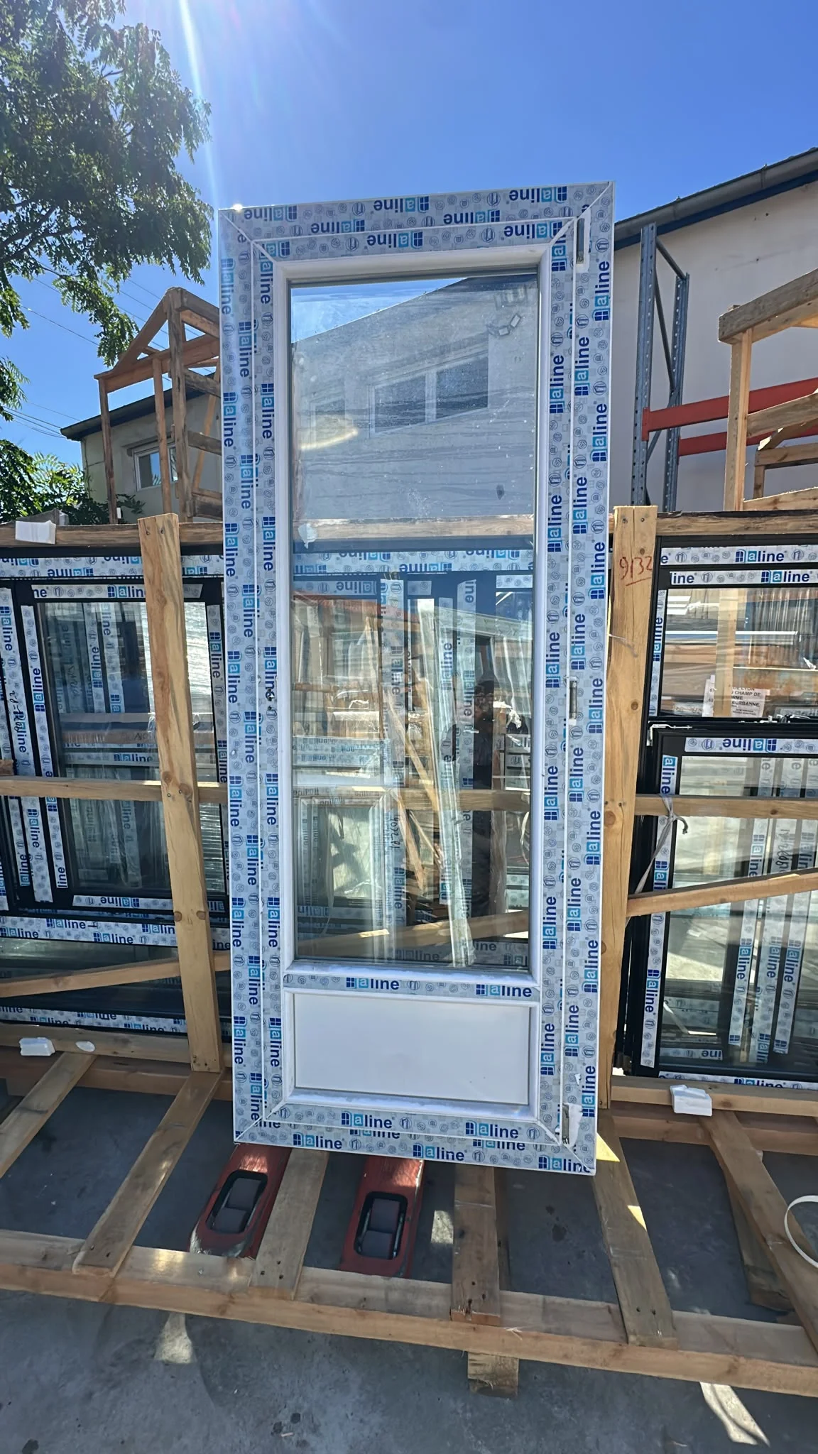 Porte fenêtre avec soubassement - Bricolage - Saint-Pierre-de-Chandieu (69780)