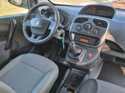 Renault Kangoo 6/2019 double cabine 150232km 1.5dc - photo 4