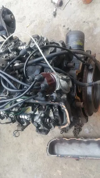 Moteur ford 6 cylindres - Équipements Auto - Nice (06000)