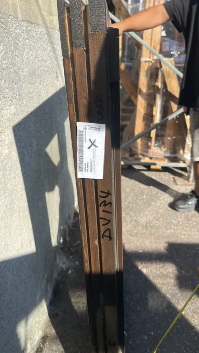 Fenêtre en bois deux vantaux Haut 1250 / Larg 1200 - photo 2