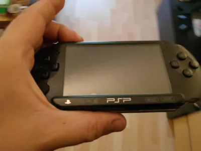 Console PSP en panne Négociable - photo 3