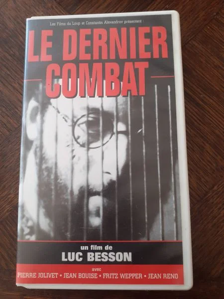 Cassette vhs"le dernier combat" - CD, DVD & Vinyles - Saint-Satur (18300)
