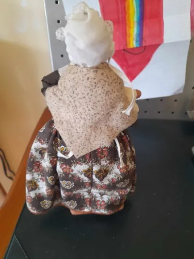 Veritable santon en argile - la bergère - photo 3