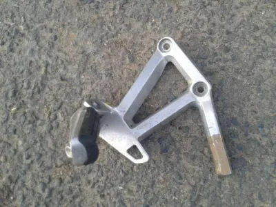 Platine arriére gauche yamaha fz6s 2005 - photo 3