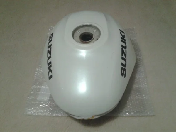 Réservoir suzuki 750 gsxf 1990 - Équipements Moto - Compiègne (60200)