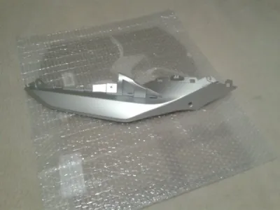 Demi carénage droit suzuki 1000 gsxr k12 2012 - photo 3