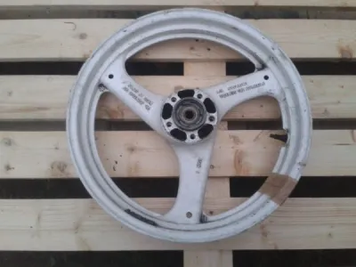 Roue avant suzuki 250 rgv 1989 - Équipements Moto - Villiers-le-Bel (95400)