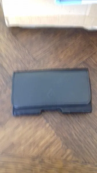 Pochette de téléphone portable en cuir - Téléphonie - Saint-Satur (18300)