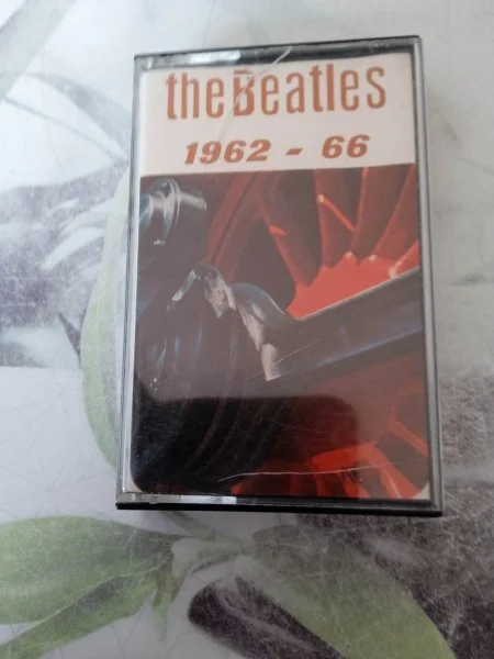 Cassette audio " the beatles " - CD, DVD & Vinyles - Saint-Satur (18300)