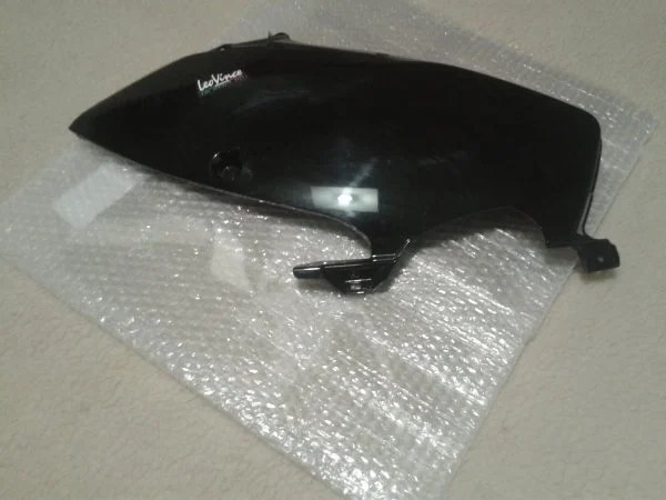 Carénage arriére gauche suzuki 1340 hayabusa 2022 - Équipements Moto - Compiègne (60200)