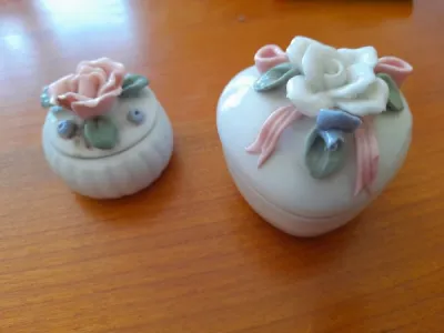 Lot 2 petits piluliers en céramique - Décoration - Saint-Satur (18300)