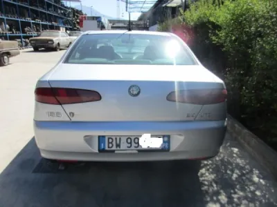 Alfa romeo 166 2.4 jtd - photo 3