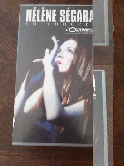 Cassette vhs "héléne ségara" - CD, DVD & Vinyles - Saint-Satur (18300)