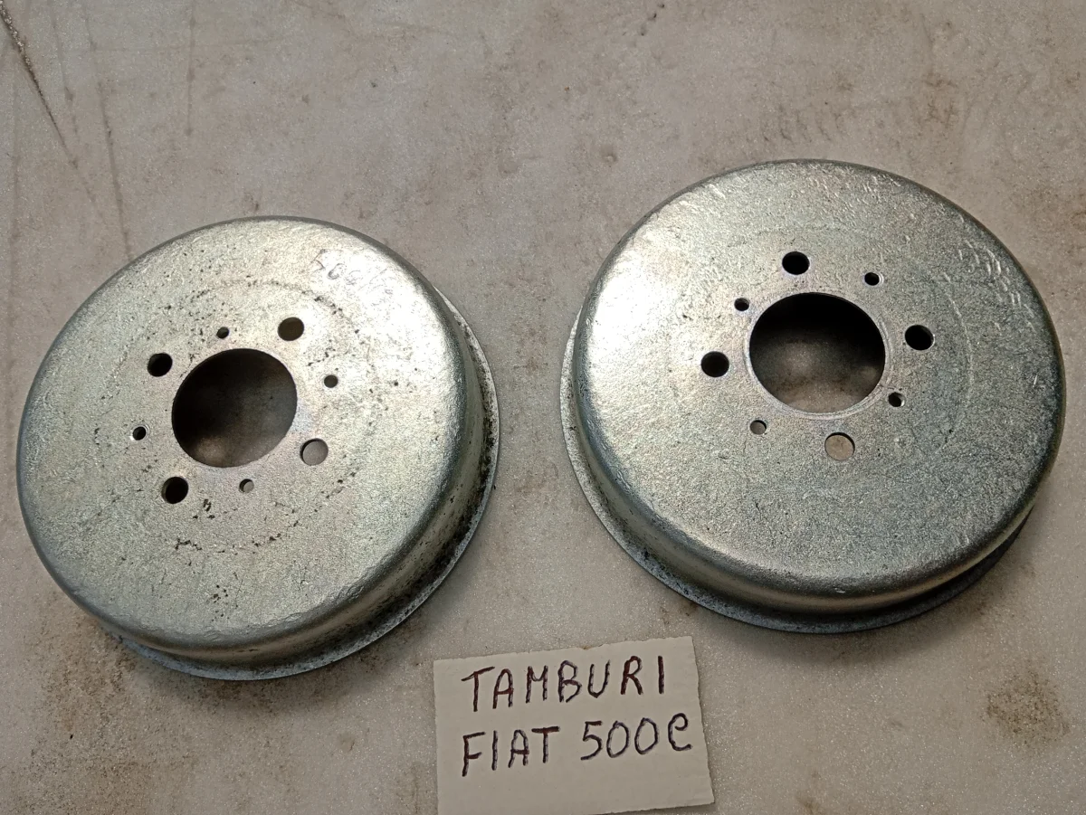 Tambours de frein pour Fiat Topolino C - Équipements Auto - Nice (06000)