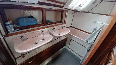 VEDETTE HOLLANDAISE KOMPIER KRUISER - photo 4