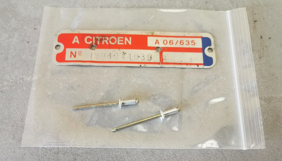 Pour citroën 2CV6 Plaque moteur Aluminium A06/635 - Équipements Auto - Ganzeville (76400)