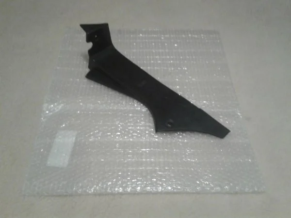 Intérieur carénage droit honda 900 cbr 1993 - Équipements Moto - Compiègne (60200)