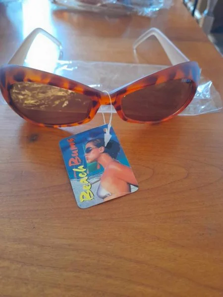 Paire de lunettes de soleil uv 400 - Sacs & Maroquinerie - Saint-Satur (18300)