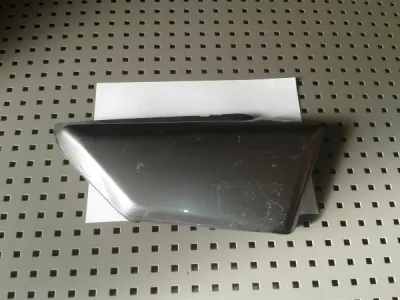 Cache latéral droit honda 125 cm 1992 - Équipements Moto - Saintines (60410)