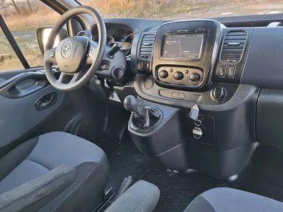 Opel Vivaro Maxi Double cabine 1.6cdti Biturbo 145 - photo 4
