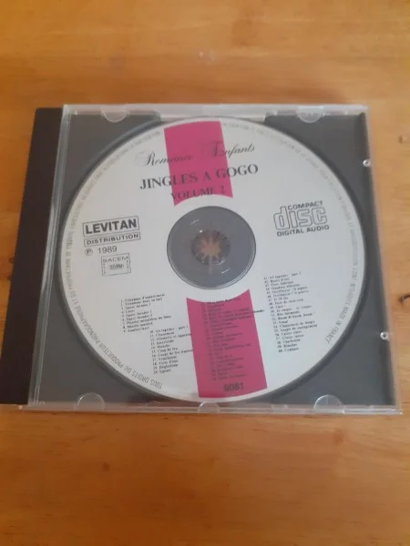 Cd "romance enfants" - CD, DVD & Vinyles - Saint-Satur (18300)