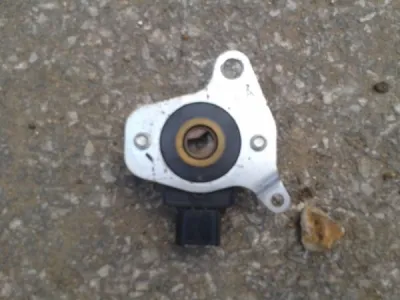 Capteur tps honda 500 cbfs 2005 - photo 4