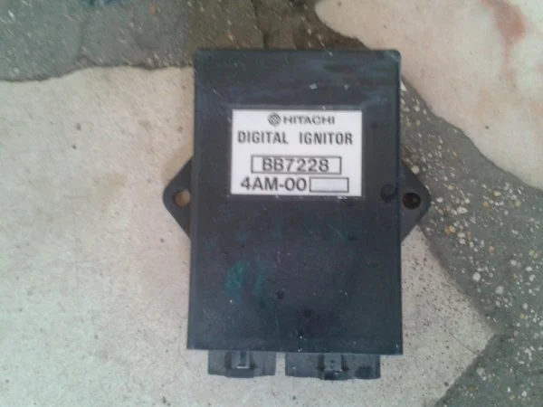 Boitier cdi yamaha 750 fzx 1997 - Équipements Moto - Nancy (54000)