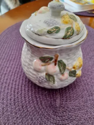 Sucrier ou bonbonnière en céramique - Collection - Saint-Satur (18300)