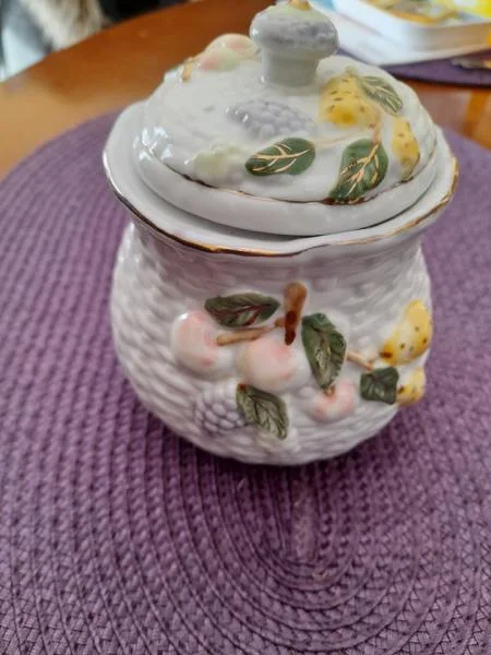 Sucrier ou bonbonnière en céramique - Collection - Saint-Satur (18300)