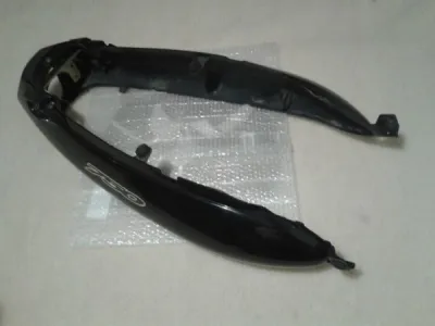 Coque arriére suzuki 750 gsxf 2000 - photo 2