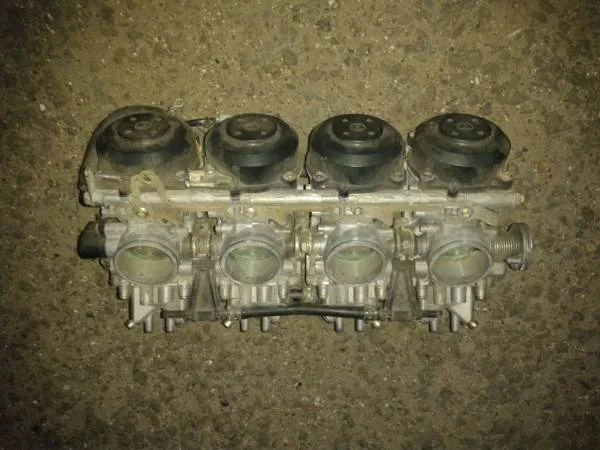 Rampe carburateur yamaha r6 2002 - Équipements Moto - Verberie (60410)