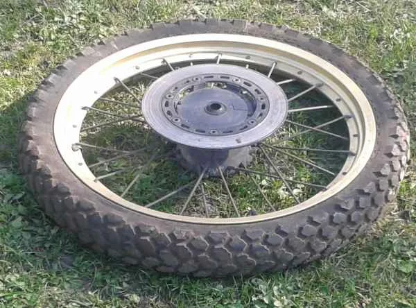 Roue avant honda 600 xlm 1986 - Équipements Moto - Le Pré-Saint-Gervais (93310)