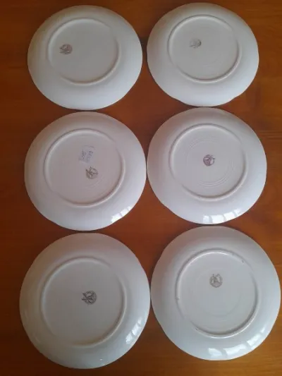 Lot 6 assiettes à desserts ,fromage - photo 2