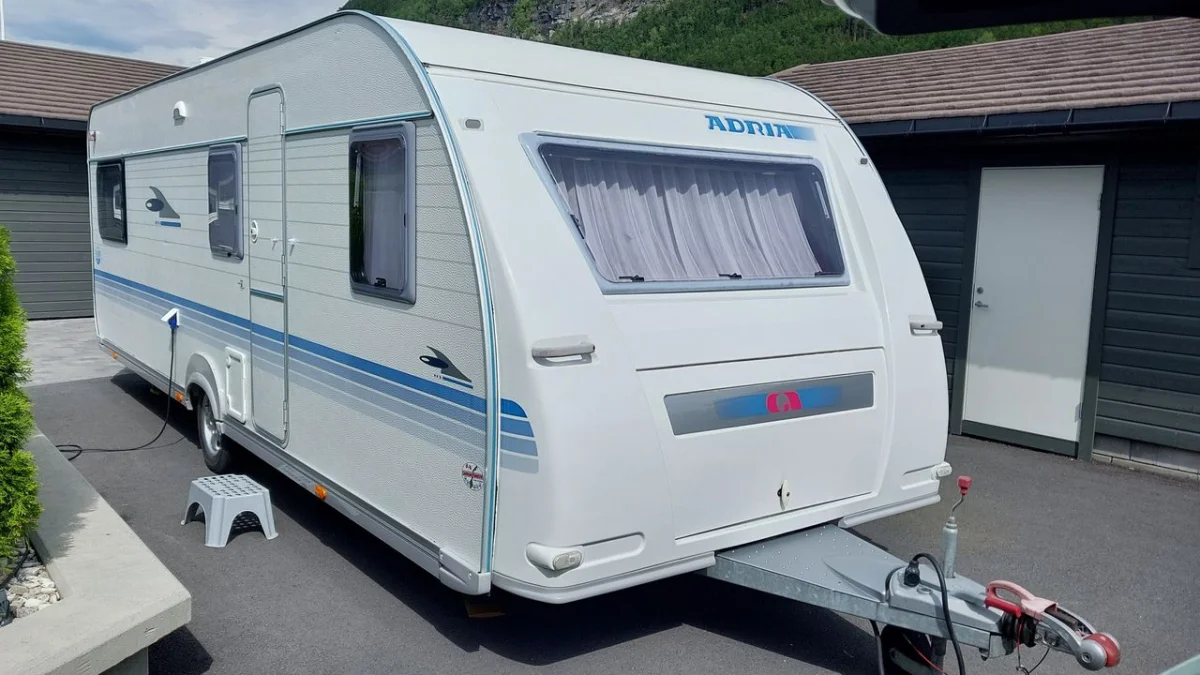 Caravane Adria Classica 663 UK - Caravanes - Rennes (35000)
