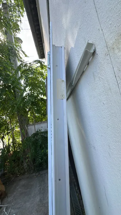 Porte fenêtre pvc 1 vantail avec soubassement - photo 2