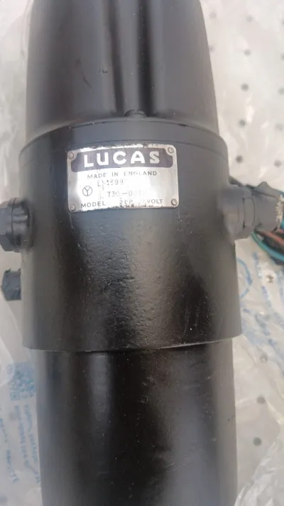 Pompe à essence électrique pour Maserati Mistral - photo 2