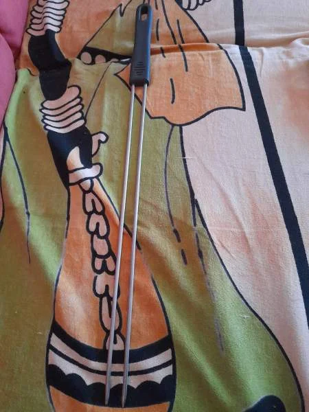 Bâtons à rôtir brochettes de barbecue fourchettes - Collection - Saint-Satur (18300)